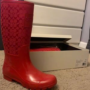 Rain boots